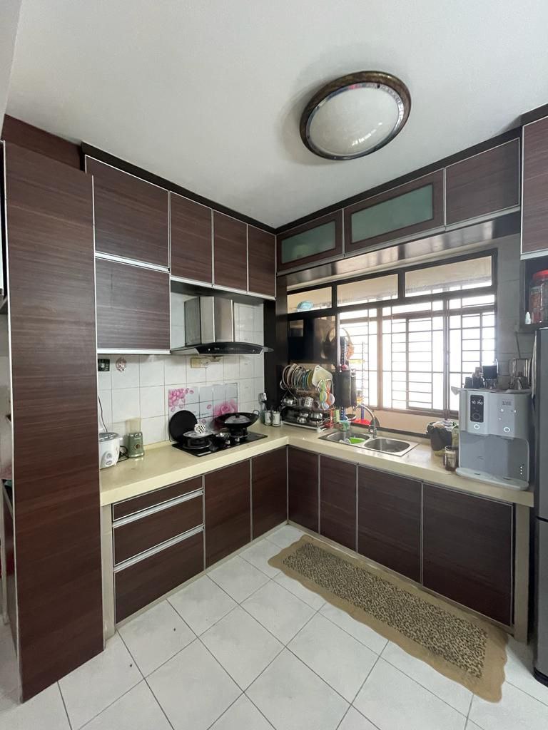 E PARK CONDOMINIUM - photo 2
