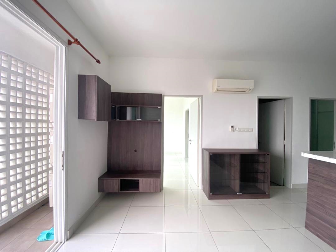T635 Court 28 KL City 703 2b2b Partially 1600 - photo 2
