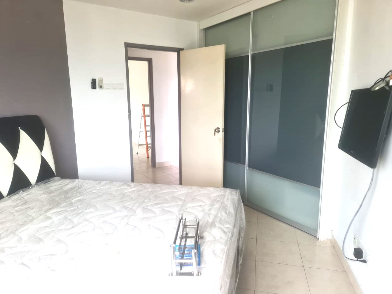 T442 Changkat View Condo 1100 3b2b FF 1700 - photo 2