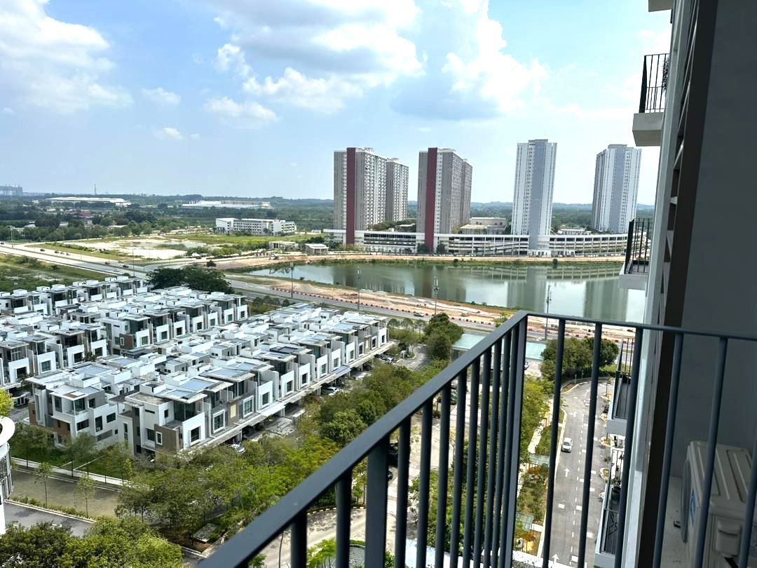 T700 Lake Point Cyberjaya 1054 3b2b FF 2300 - photo 9
