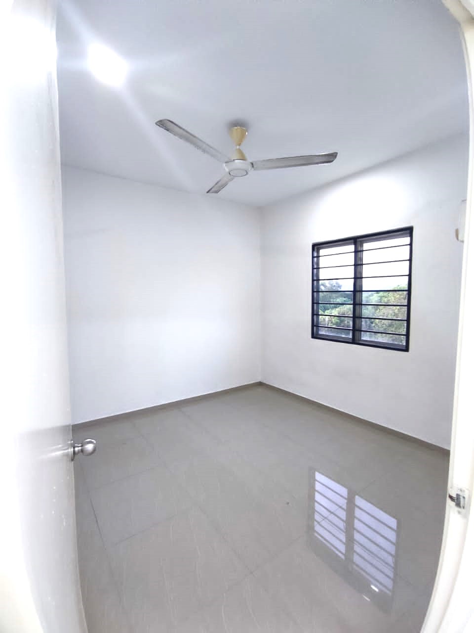 K15 Camellia Court  Nilai  750 3b2b PF 1000 - photo 3