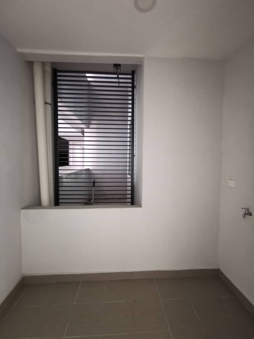 Kiara Plaza, Bandar Teknologi Kajang, Semenyih - photo 6
