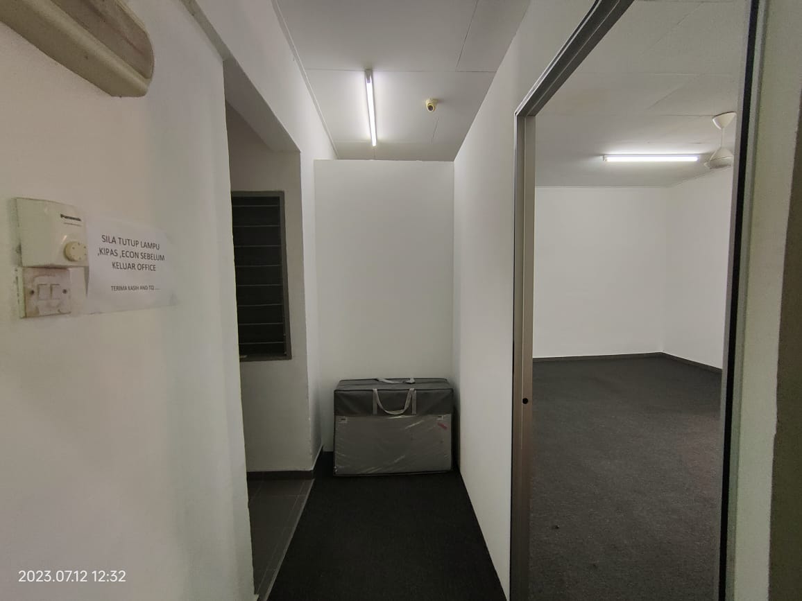 1st floor office,Bandar Teknologi Kajang, Semenyih - photo 4