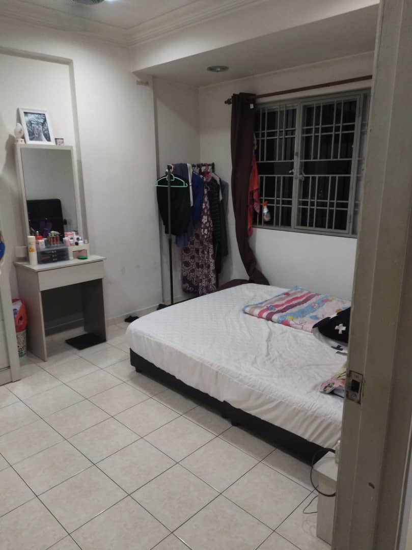 Kantan Court, Seri Kembangan , Serdang - photo 5