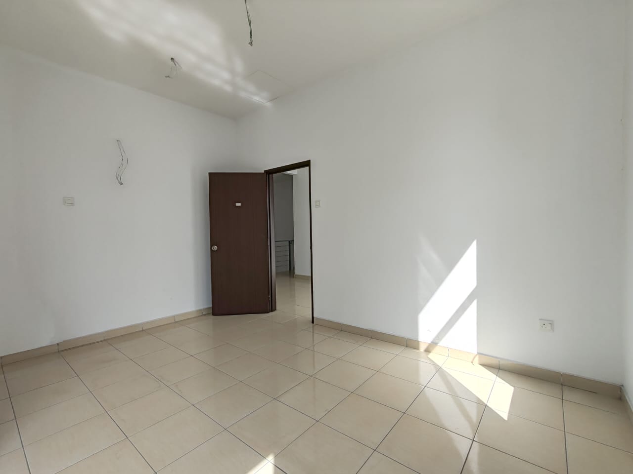 2sty Semi-D, Taman Setia Impian, Kajang - photo 3