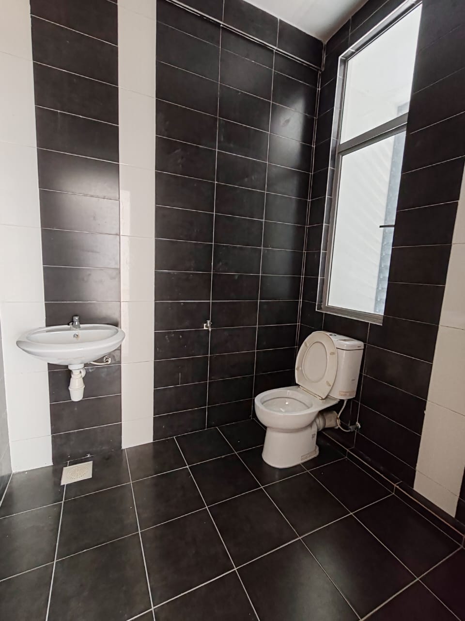 2sty Semi-D, Taman Setia Impian, Kajang - photo 6