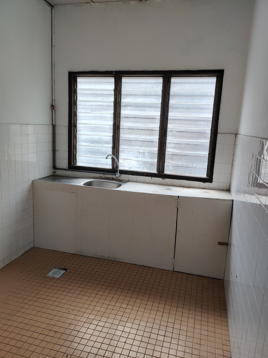 1st flr office, Taman Sri Gombak Sek 8 - photo 6