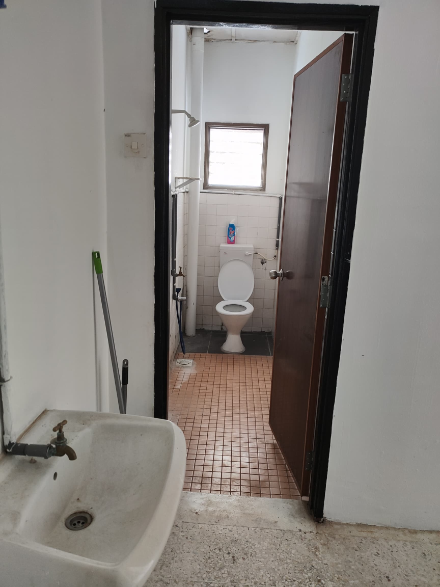 1st flr office, Taman Sri Gombak Sek 8 - photo 7