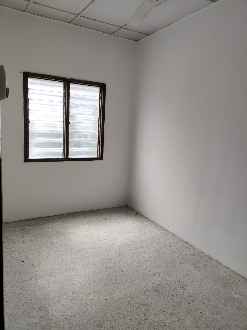 1st flr office, Taman Sri Gombak Sek 8 - photo 8