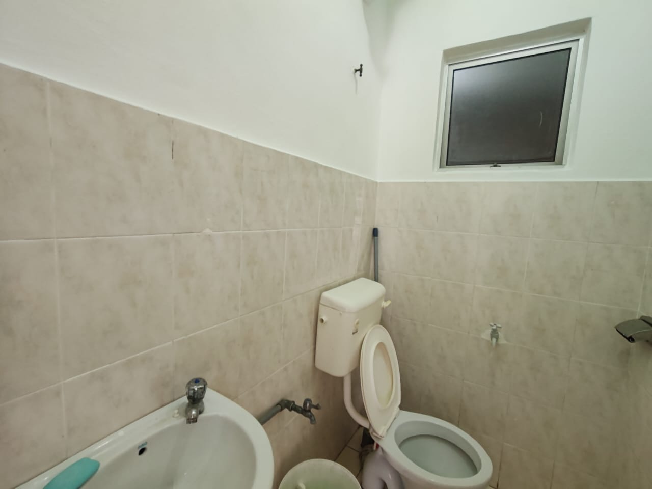 Sri Ros Apartment, Sungai Chua, Kajang - photo 3
