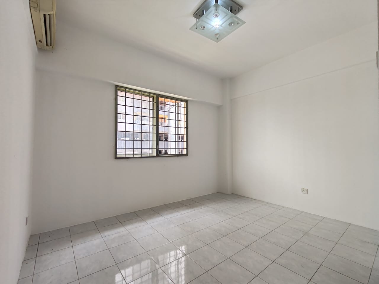 Sri Ros Apartment, Sungai Chua, Kajang - photo 5