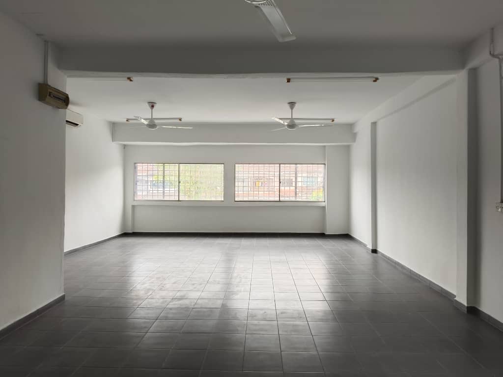 2sty shoplot, Taman Rakan, Sungai Long, Kajang - photo 3