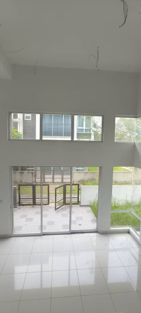 3sty link house, Tiara South, Semenyih - photo 3