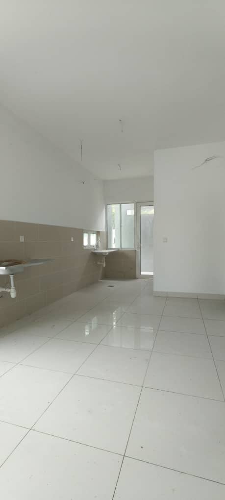 3sty link house, Tiara South, Semenyih - photo 4
