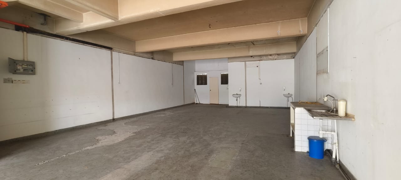 Ground Floor shoplot, PJ SS2, Facing Mainroad - photo 2