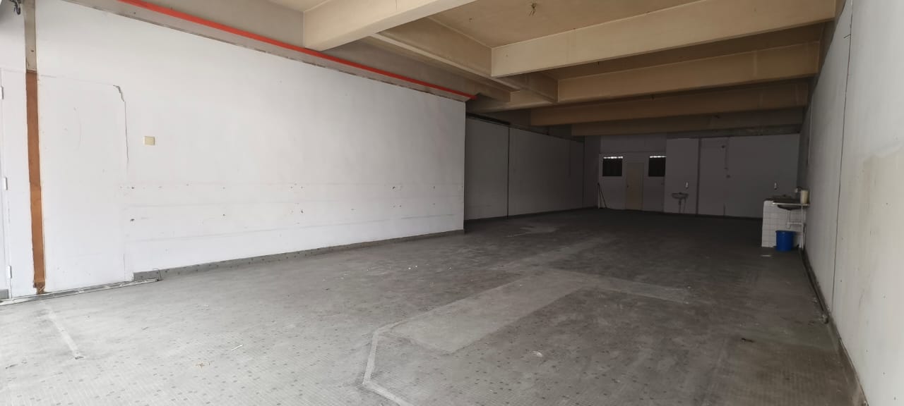 Ground Floor shoplot, PJ SS2, Facing Mainroad - photo 3