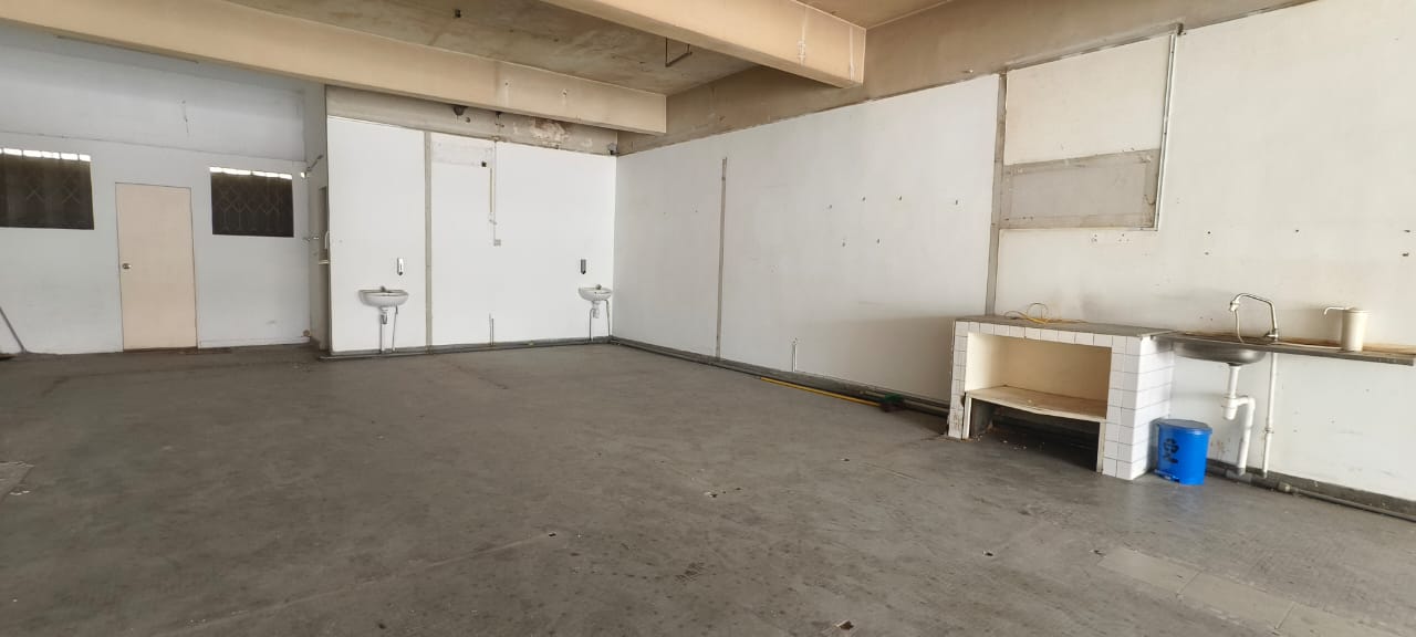 Ground Floor shoplot, PJ SS2, Facing Mainroad - photo 4