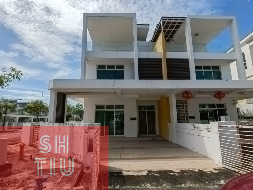 NICE LANDED HOUSR FOR SALE IN BALIK PULAU