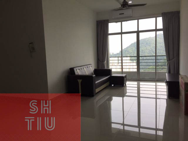 NICE UNIT AT BOULEVARD CONDO FOR RENT - photo 1