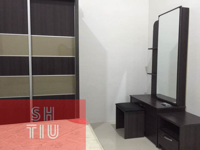NICE UNIT AT BOULEVARD CONDO FOR RENT - photo 2