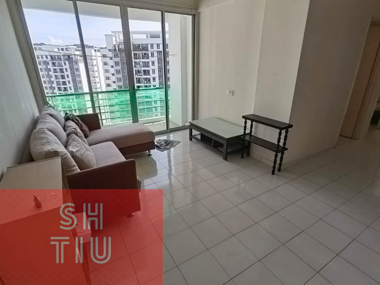 Putra Place Nice Unit Nice Pool View for sale 1000