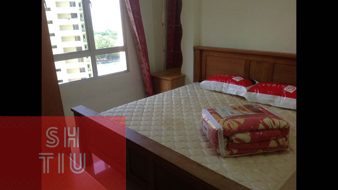 Putra Place Nice Unit Nice Pool View for sale 1000 - photo 4