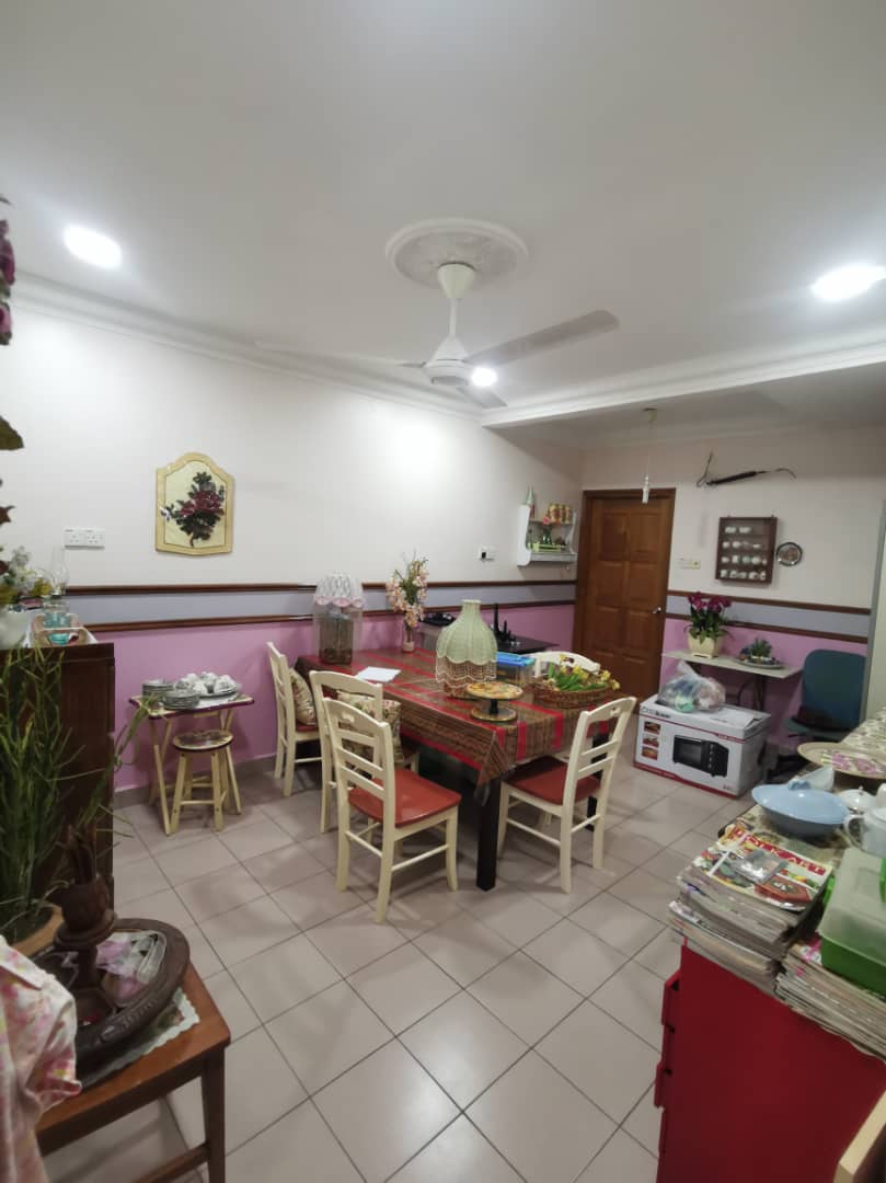 Bandar Menjalara, 2 sty house - photo 9