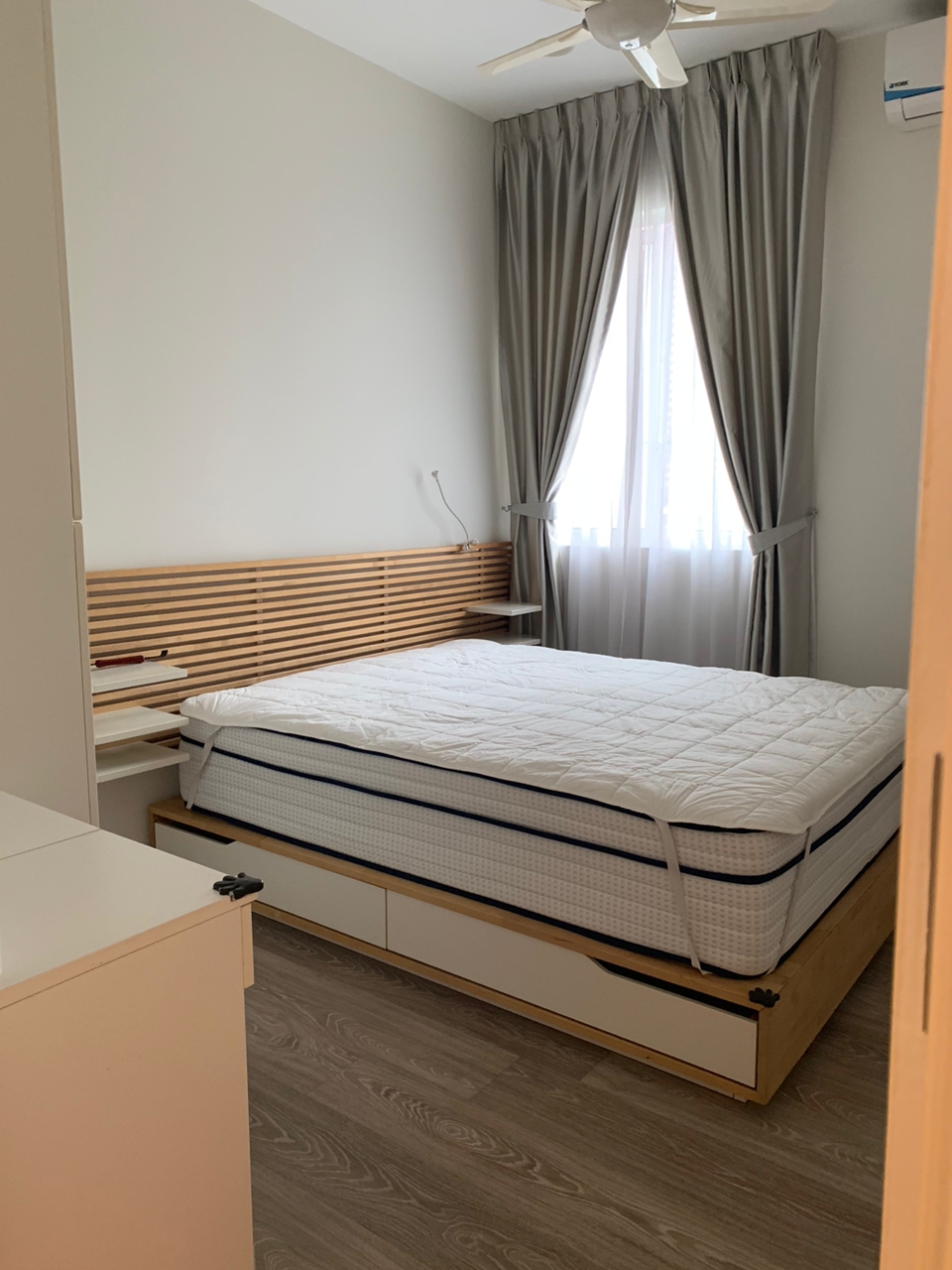Scenaria Condo, Renovated, North Kiara - photo 8