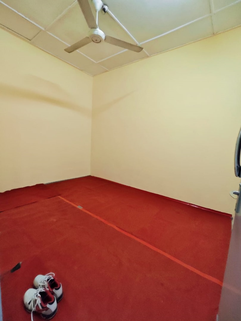 Taman Kepong One Storey House 680 - photo 10