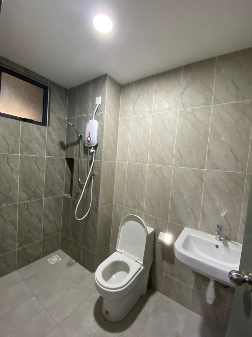 The Herz, Kepong, Face pool view - photo 6