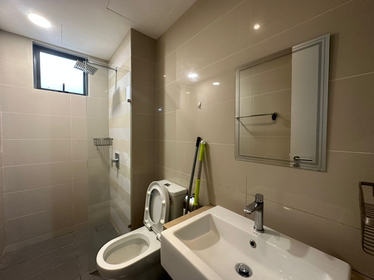 United Point, Segambut, Available on beg of Jan 24 - photo 11