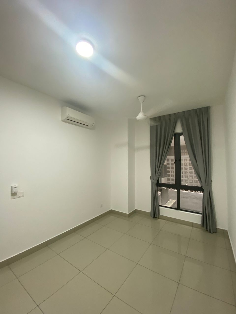 Selayang 18, Partly furnish - photo 4