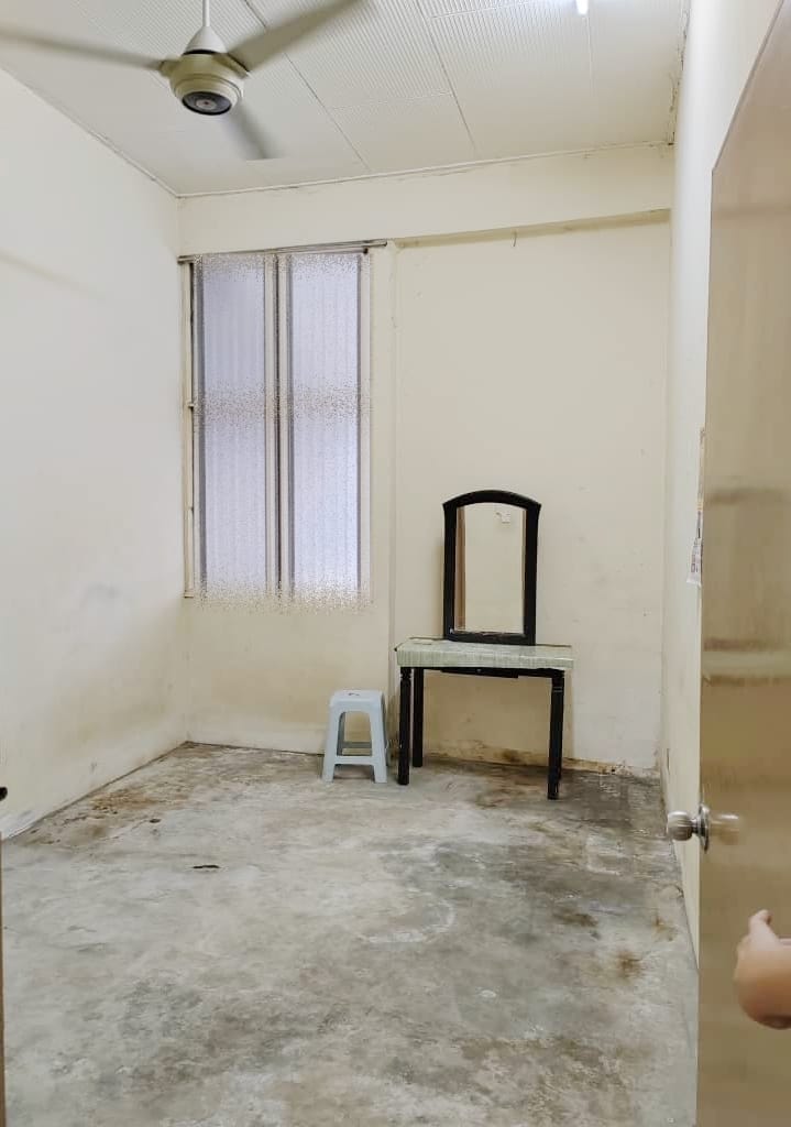 Taman Bukit Maluri, One Storey House - photo 2