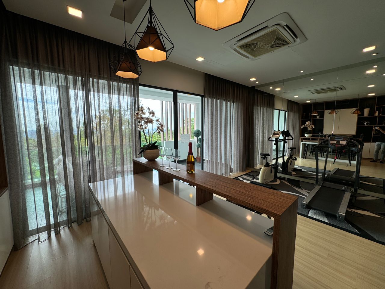 Brand new unit, Ready to move in - photo 5