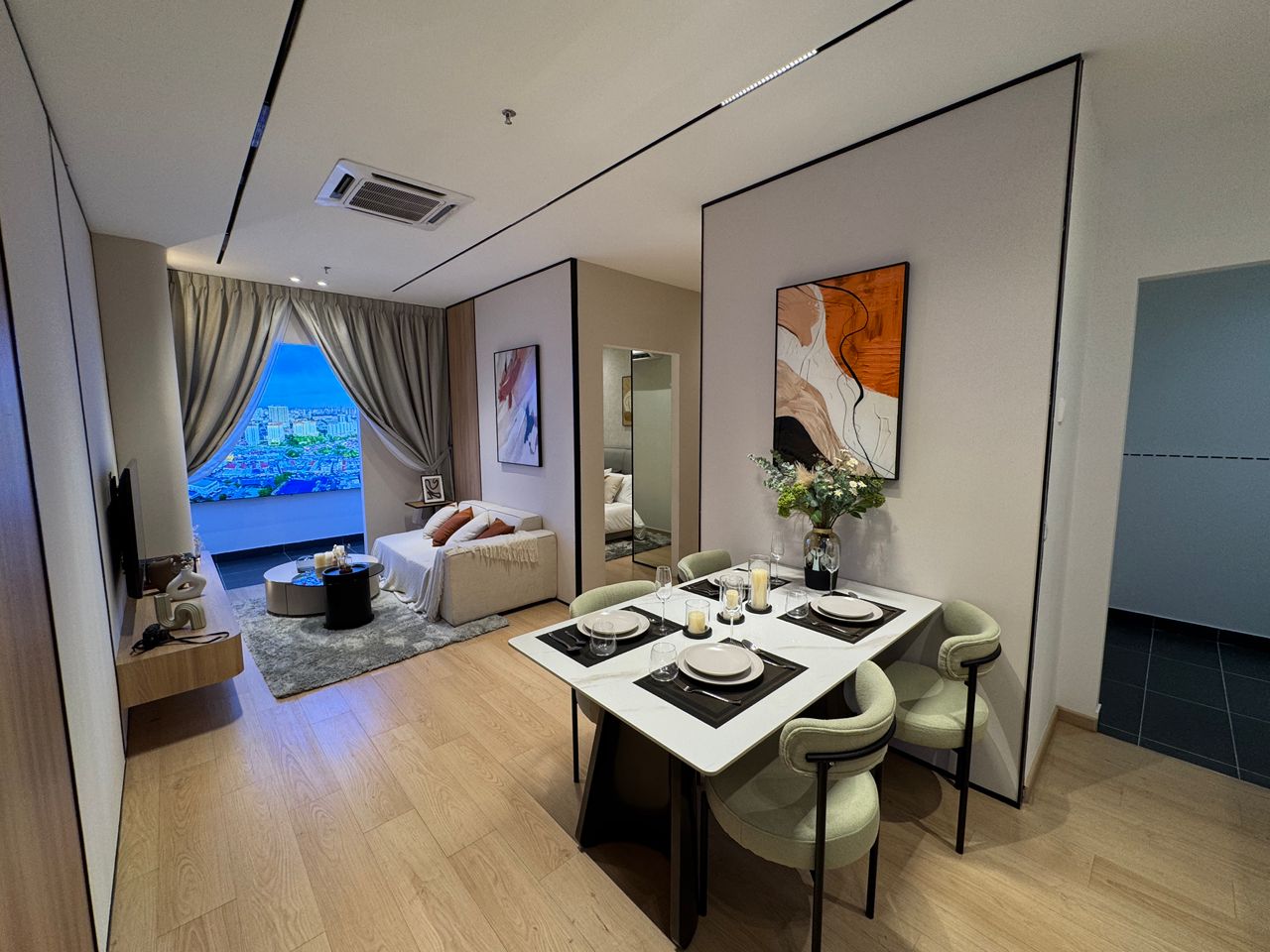 Armani, Brand new unit, Fully furnish - photo 2