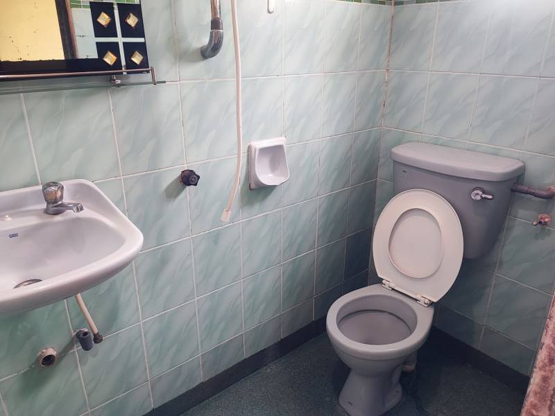 Makmur Apartments, Renovated Unit 3R21C - photo 6