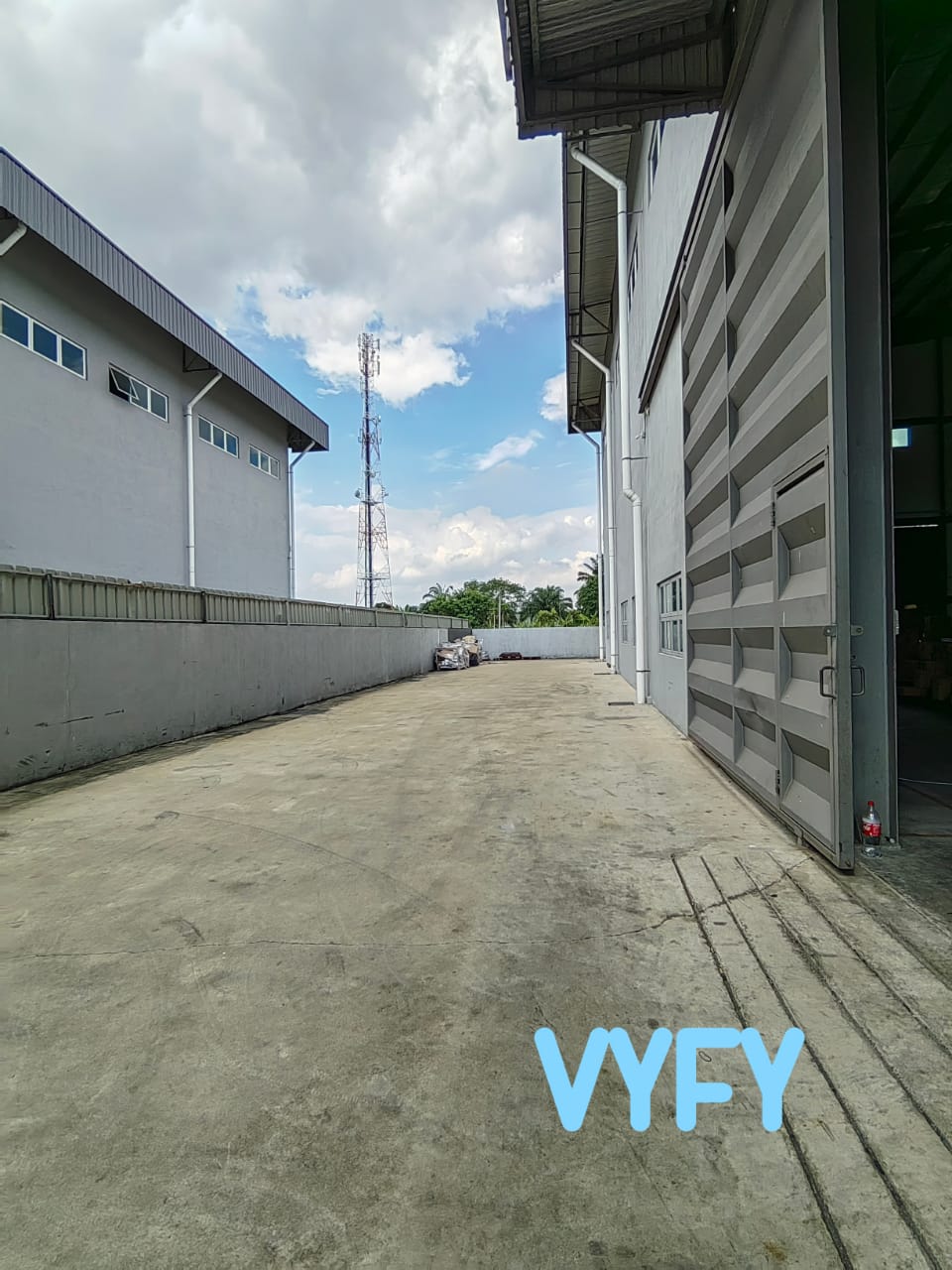 MERU INDUSTRIES PARK Factory Product Area - photo 3