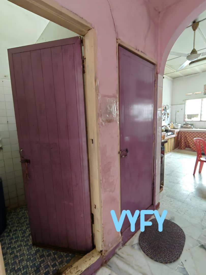 Samarinda Kampung Jawa Single Storey House - photo 5