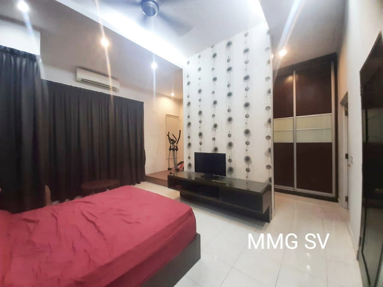 Setia Indah 12 Double Storey Endlot Renovated - photo 11