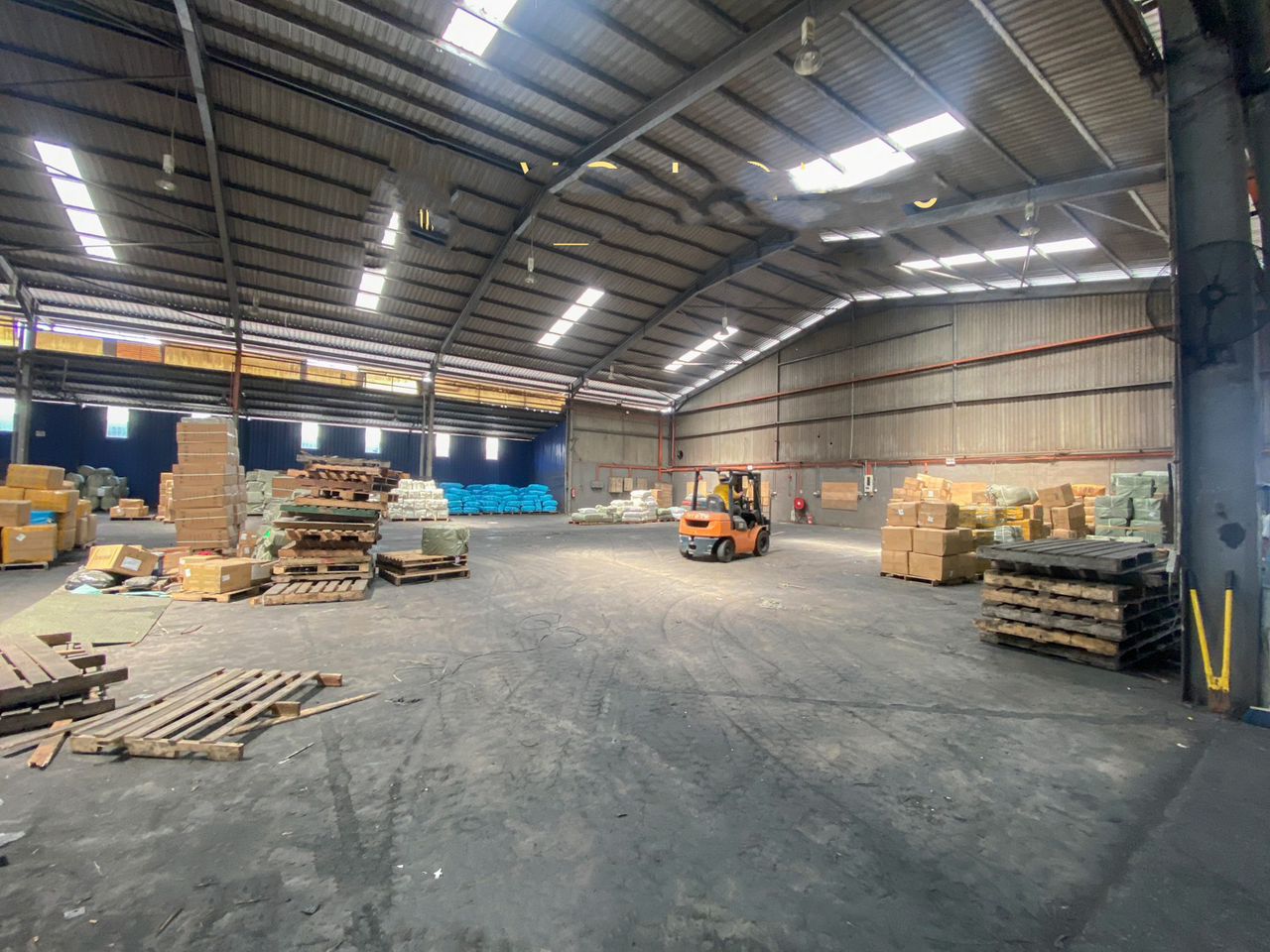 Warehouse Factory Jalan Kebun Nanas - photo 5