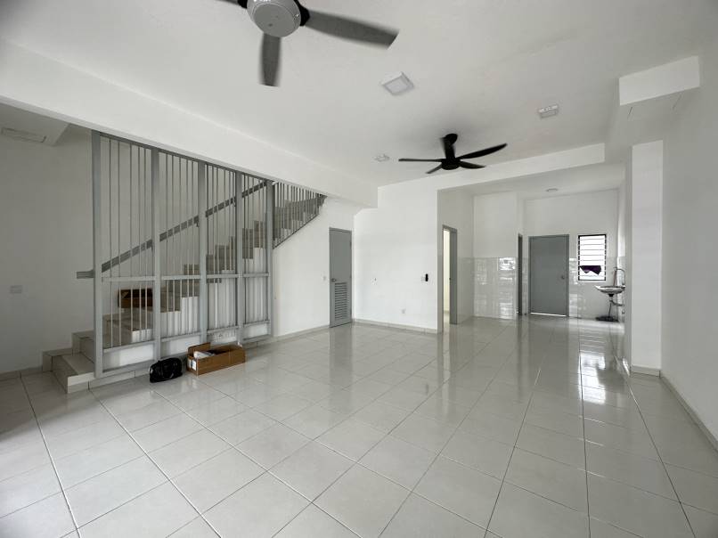 Setia Permai 2 1800k ...