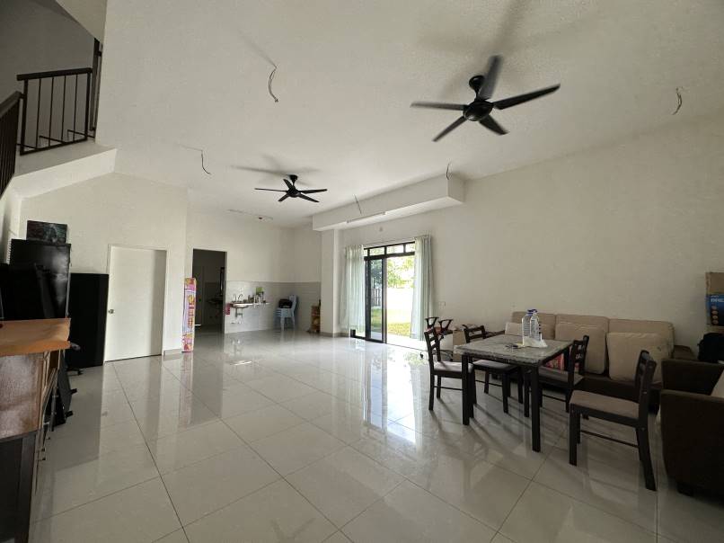Setia Utama 1- 1 85m ...