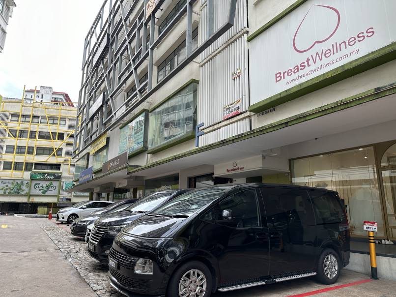Neo Damansara GF Sho ...