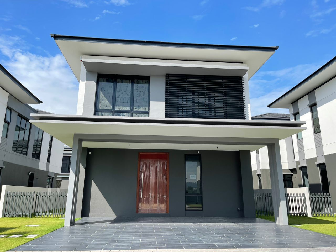 Dremien Bungalow- 2, ...
