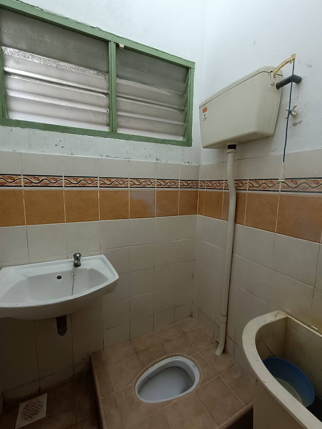 Menglembu,Menglembu Impiana Adril,Menglembu Timur - photo 10