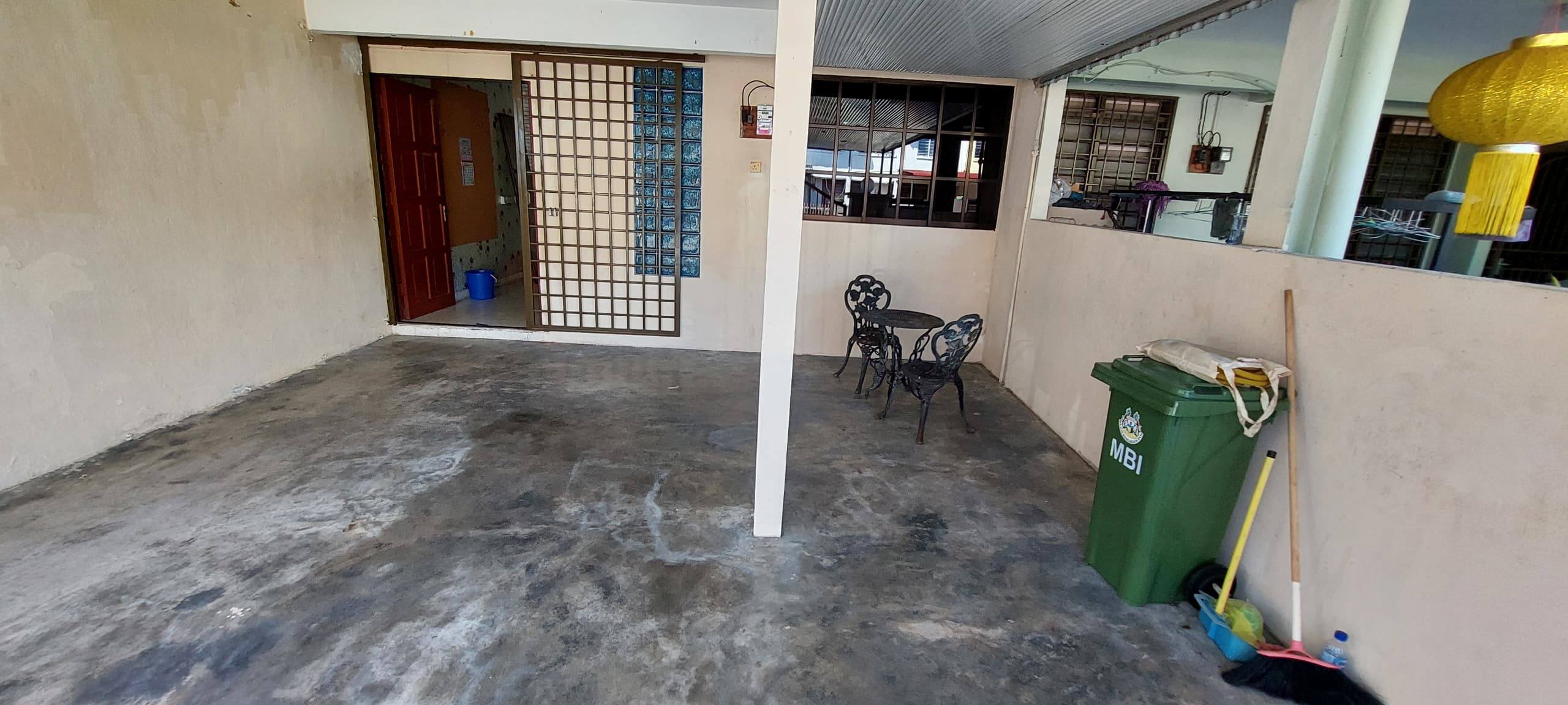Taman Cempaka,Ampang,Gunung Rapat - photo 2