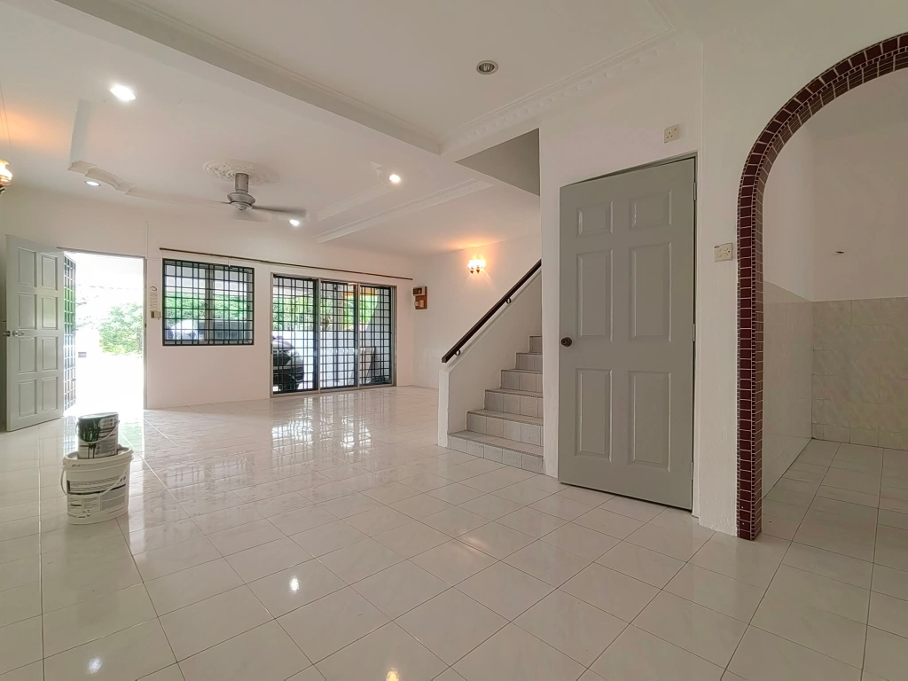 Pengkalan,Pengkalan Barat,Station 18 - photo 2