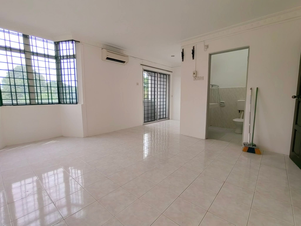 Pengkalan,Pengkalan Barat,Station 18 - photo 10