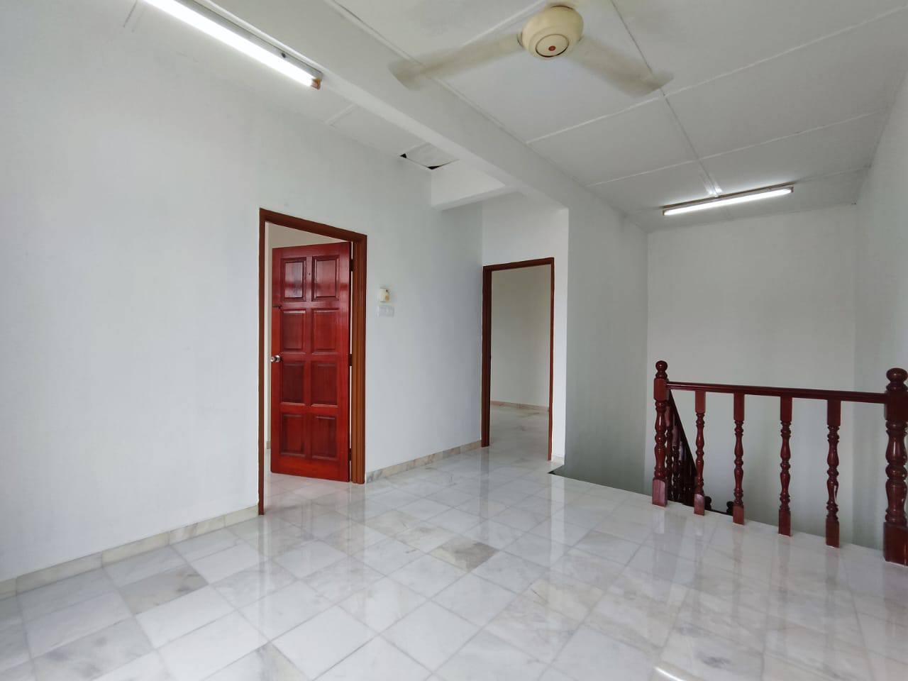 Pengkalan, Pengkalan Indah,Station 18 - photo 7