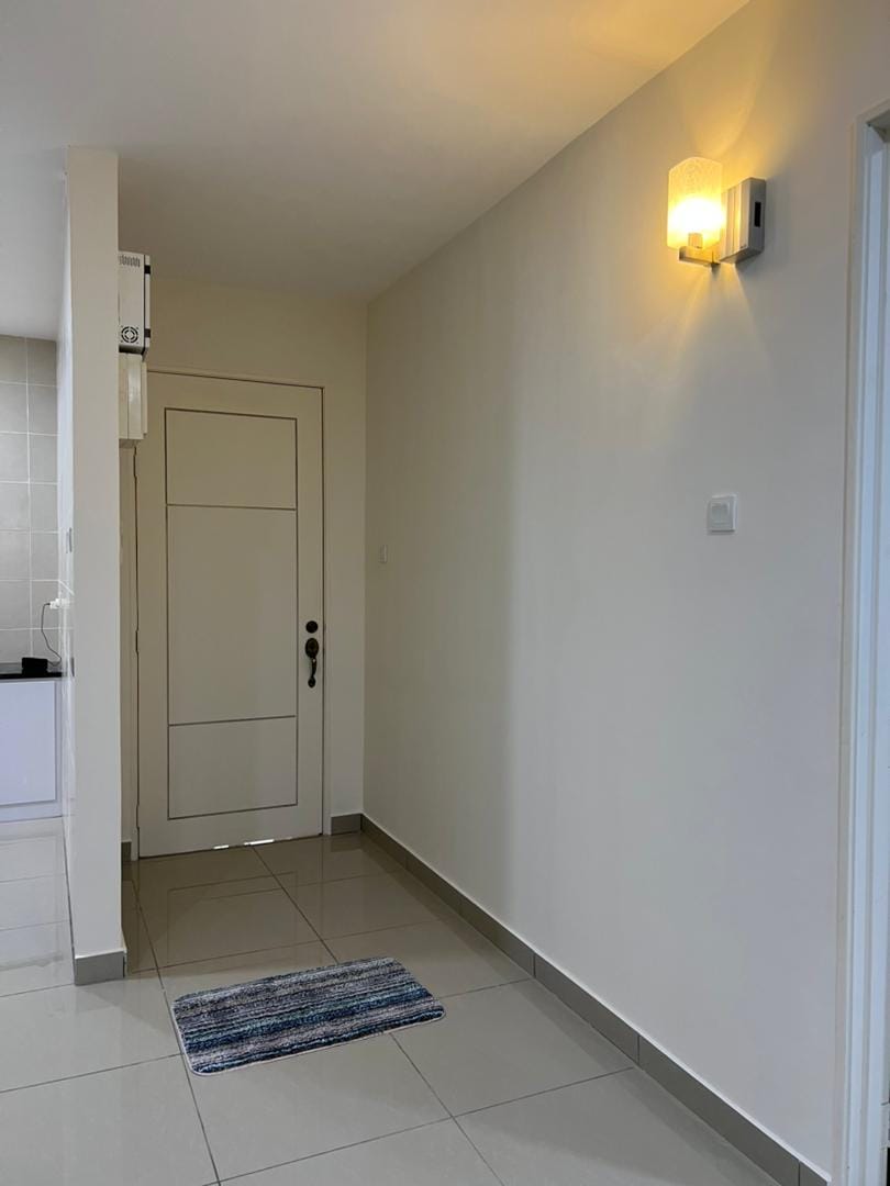 Upper East Condominium - photo 3